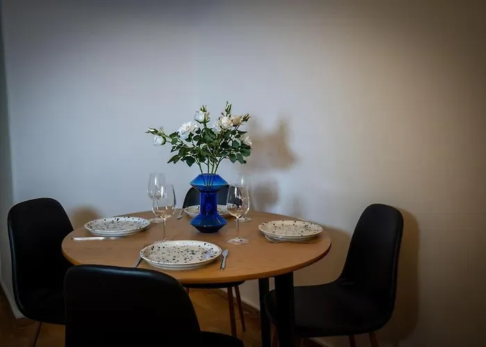 Blue You Apartment - Downtown