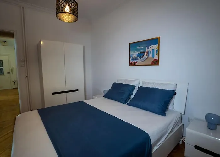 Blue You Apartment - Downtown